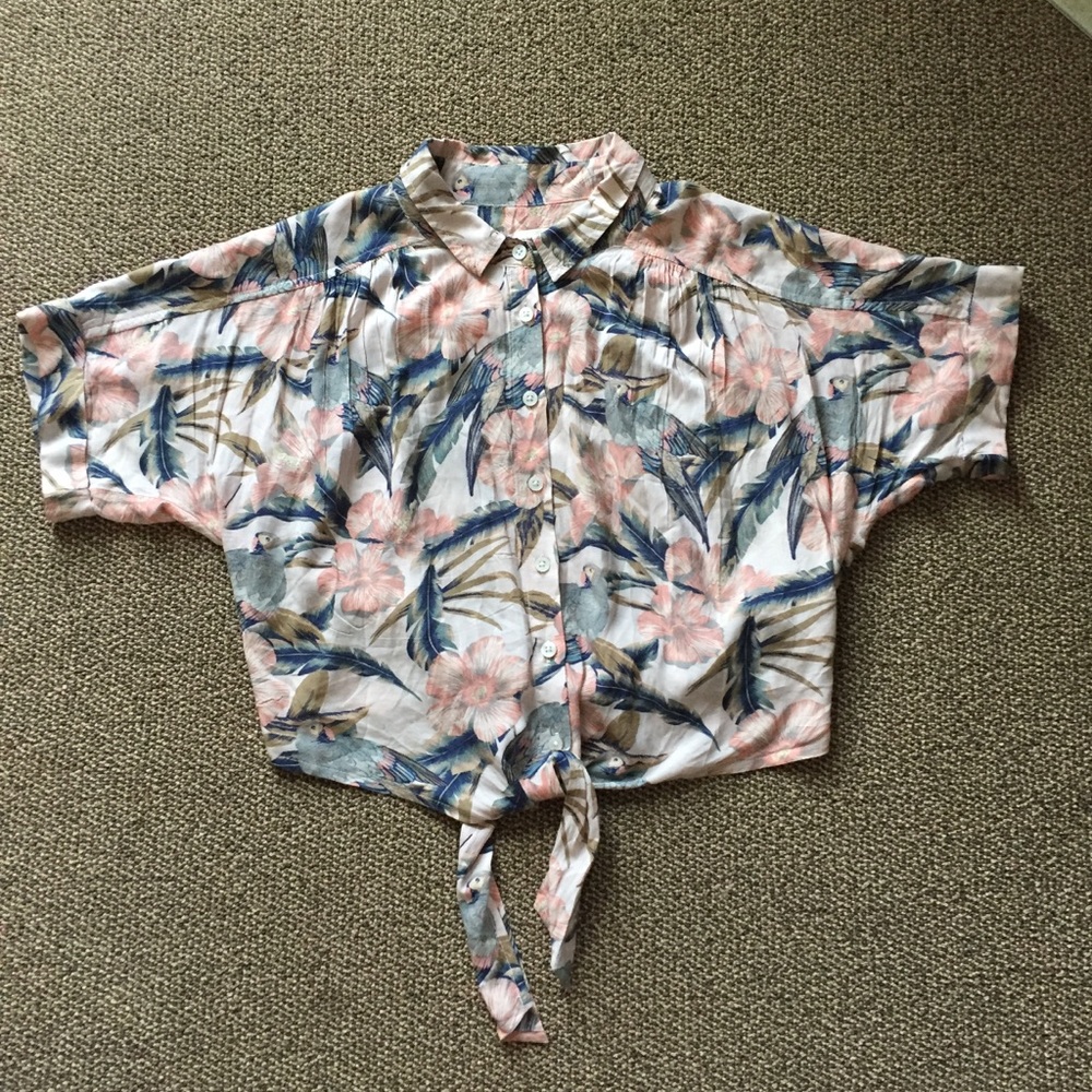 AE Cropped Blouse